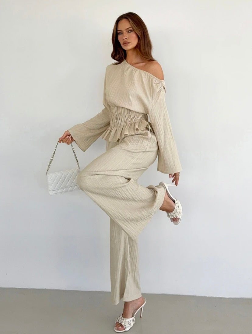 Beige Ruffle Set