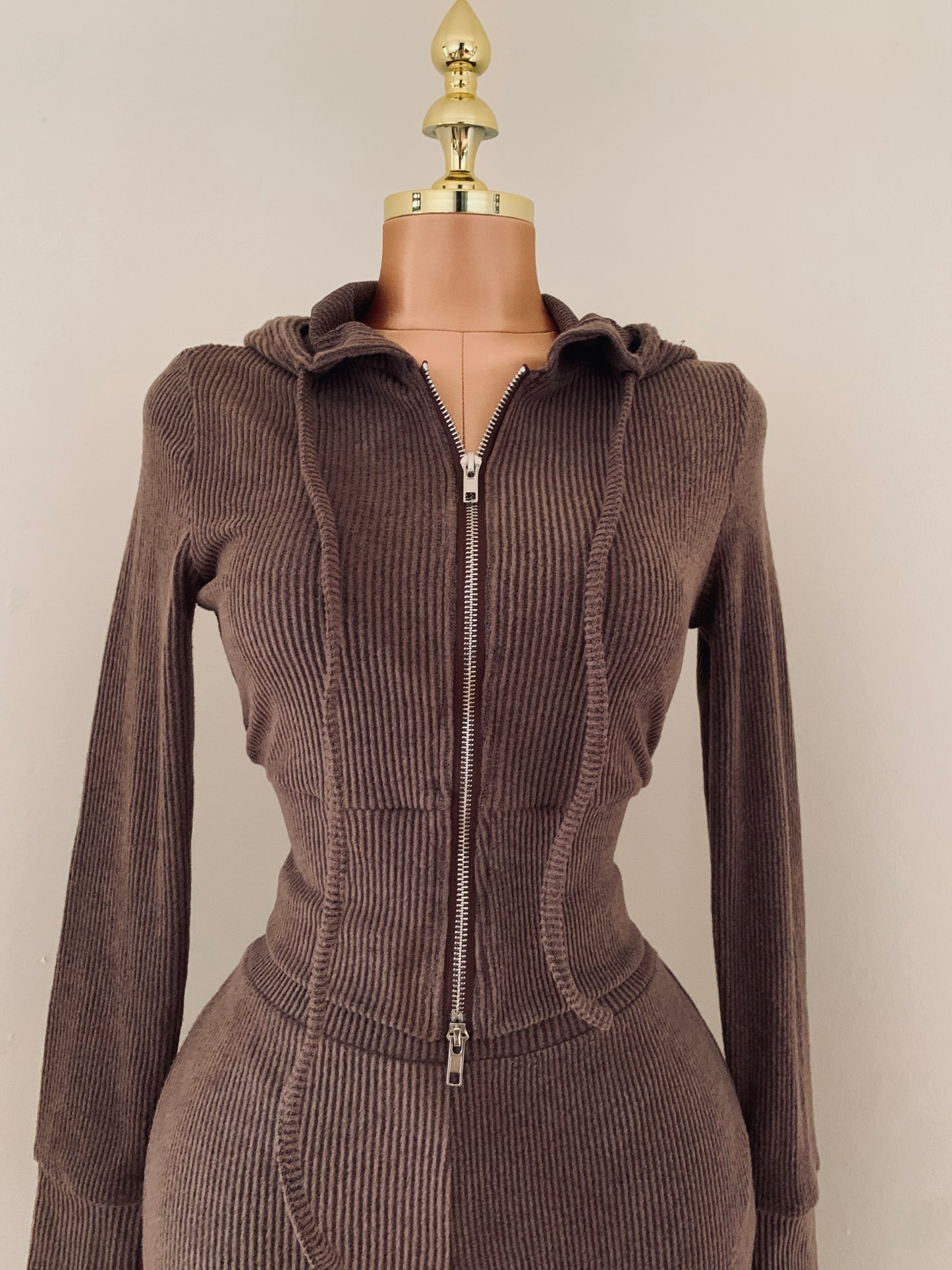 Doua Brown Set