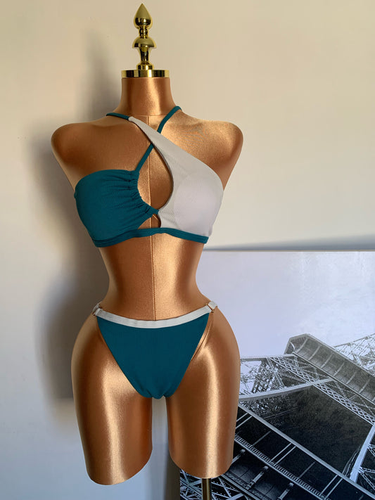 Yara Swimsuit Set